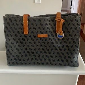 Dooney & Burke Bag 💙🤎